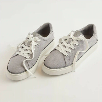 Womens Izzy Lace-Up Sneaker Drizzle Grey Heritage Canvas