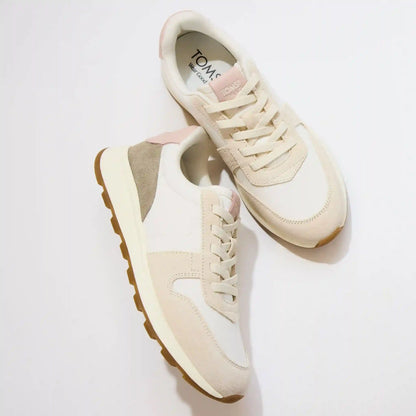 Womens TRVL LITE Retro Runner Sneaker Water Repellent Cream Vintage Twill