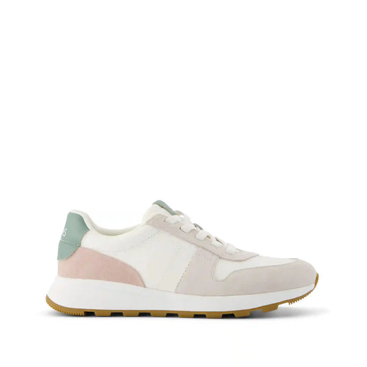 TRVL LITE Retro Runner Natural Vintage Twill Water Repellant Sneaker