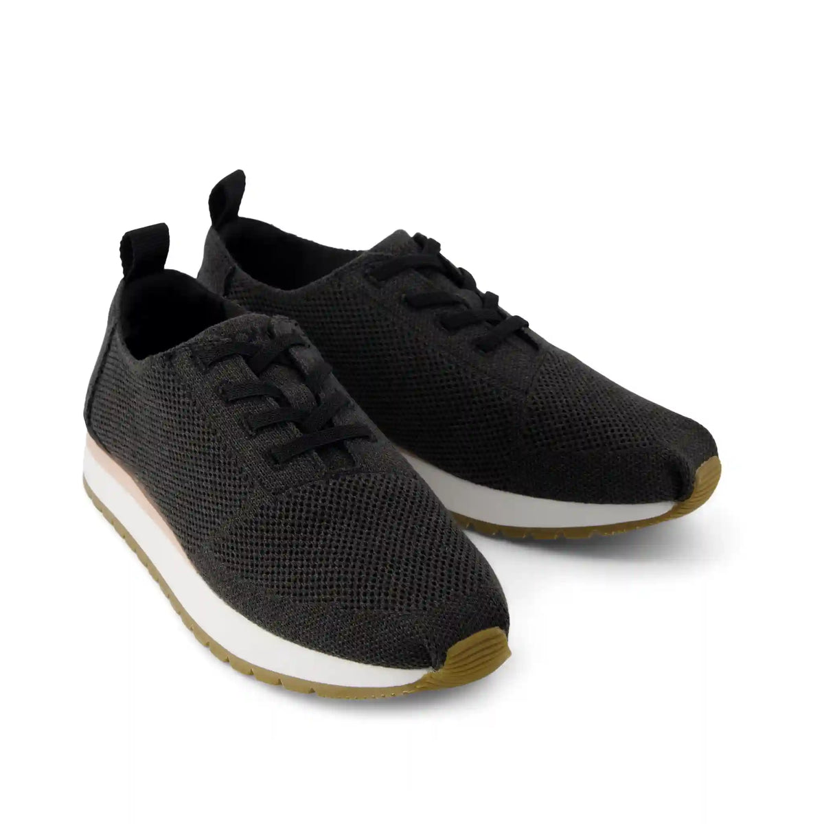 Womens Resident Plus Lace-Up Sneaker Charcoal Engineered Knit